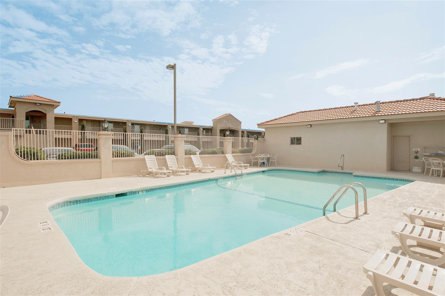 Best Western El Rancho Palacio Roswell Kültér fotó